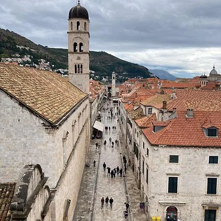 Guest house Vjera 2*