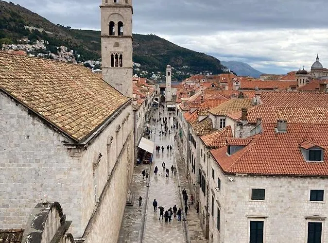 Gostinjska kuća Vjera 2*