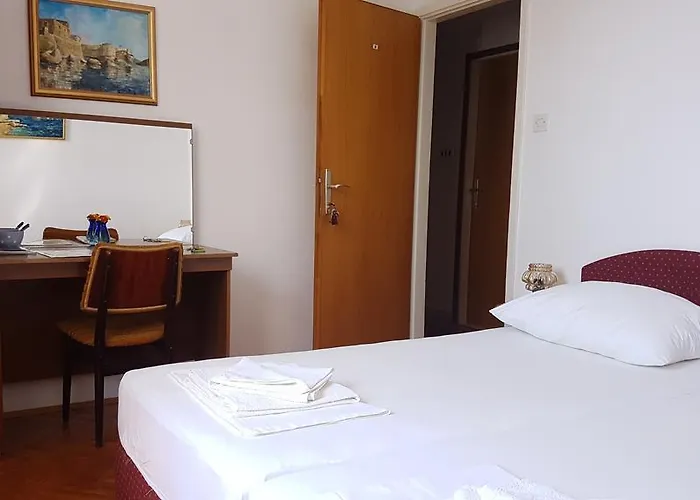 Gostinjska kuća Vjera 2*